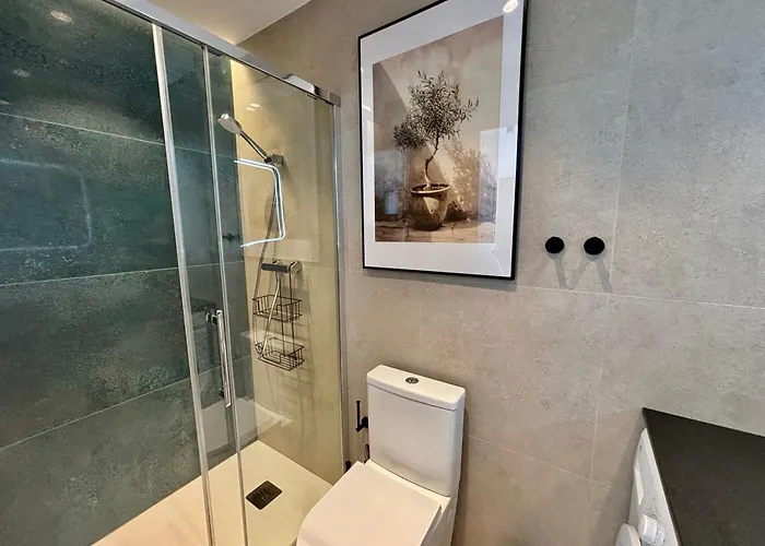 Perla Mare Island Village Heights أذيخي