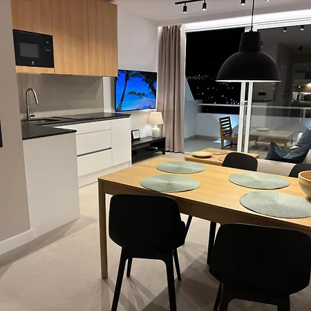 Perla Mare Island Village Heights Apartamento *